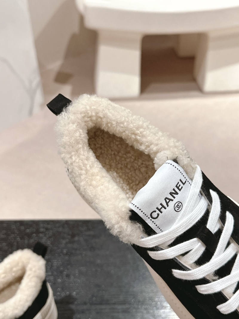 Ch**el sport shoes